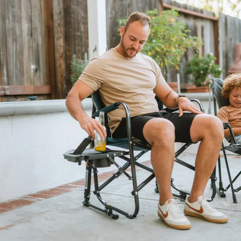 Freestyle Rocker™ with Side Table